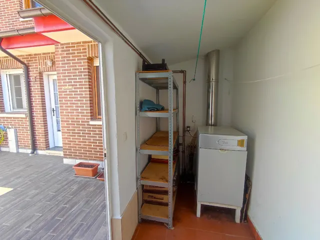 Chalet adosado en Paseo de la Democracia — 23
