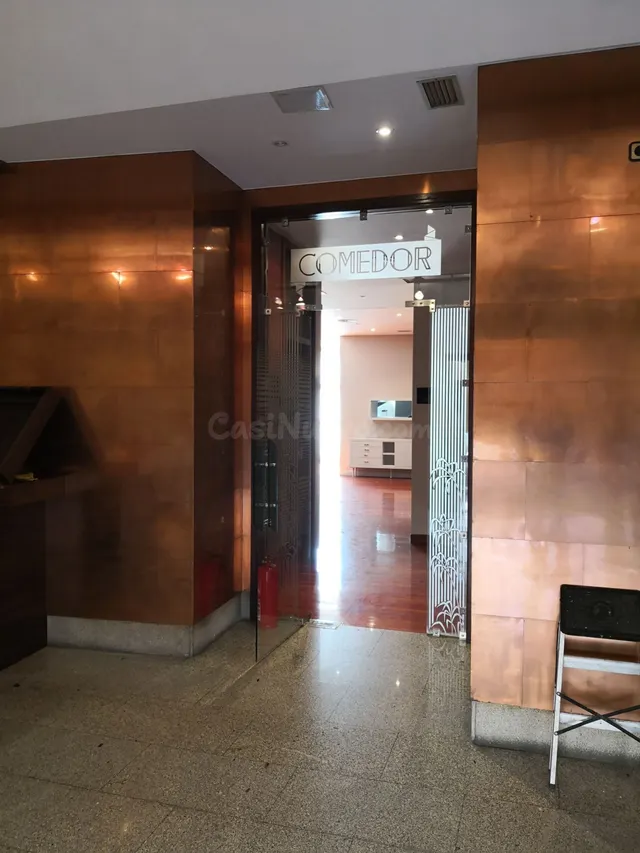 Vende restaurante listo para entrar en Santiago - foto 3