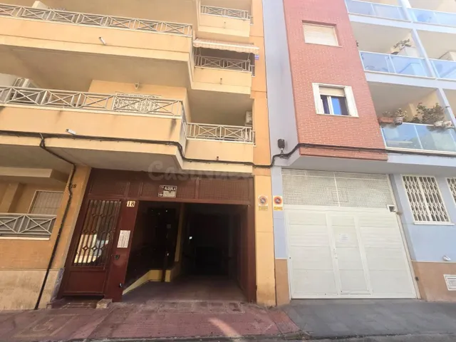 Se vende plaza de aparcamiento subterránea cerca de las play