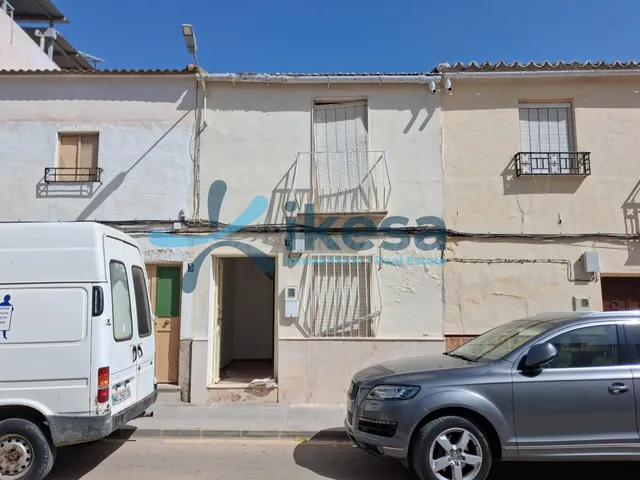 Venta de casa adosada en La Roda de Andalucía - Sevilla