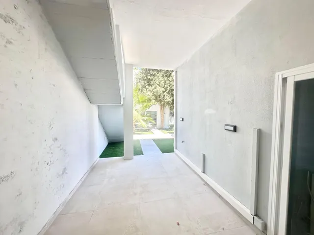 PLANTA BAJA INDEPENDIENTE CON PISCINA PRIVADA EN SEGUNDA LÍNEA DE PLAYA – EL FARO — 20