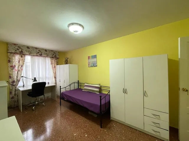 SE ALQUILAN habitaciones CURSO ESCOLAR — 35