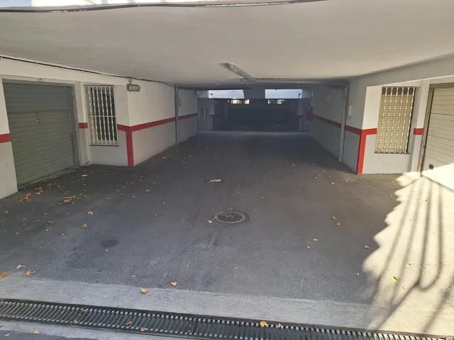 VENTA DE CHALET ADOSADO  EN CALLE SANTILLANA DEL MAR 20. BOADILLA DEL MONTE, — 29