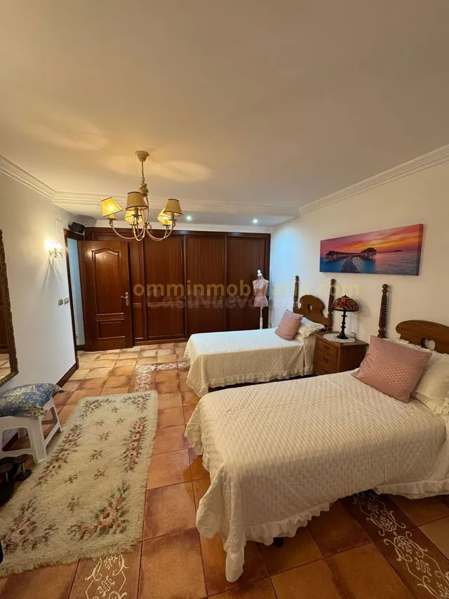 Chalet 7 habitaciones 630m² en venta - Centro — 45