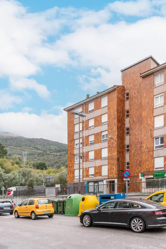 Piso en venta en Pola de Lena — 35