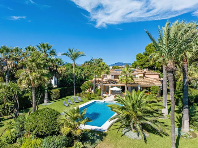 Chalet 9 habitaciones 735m² en venta - Costa Del Sol — 3
