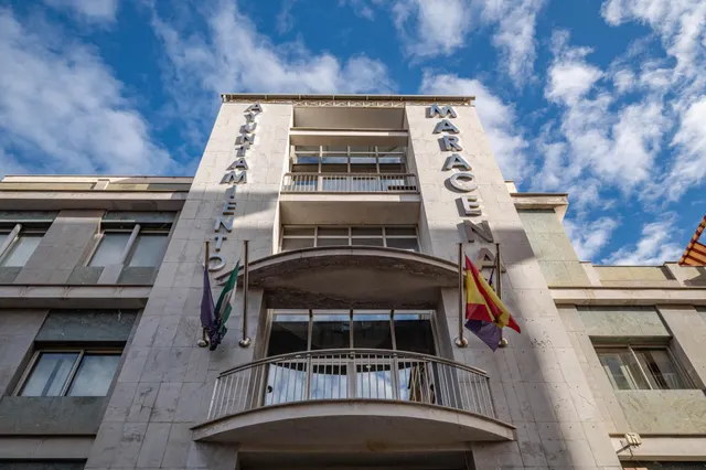 TRASPASO DE NEGOCIO DE ALIMENTACION PARA LLEVAR EN CENTRO DE MARACENA. GRAN OPORTUNIDAD!!! — 25