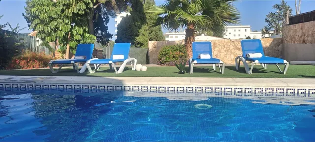 Exclusiva villa independiente reformada en el pinar, Torremolinos — 23