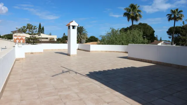 Villa de 3 dormitorios La Zenia — 30