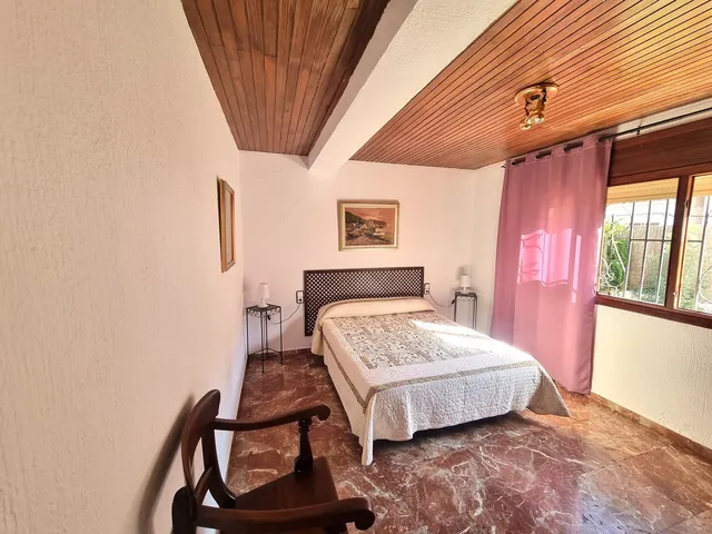 Chalet 4 habitaciones 307m² en venta - Cortes de la frontera — 19