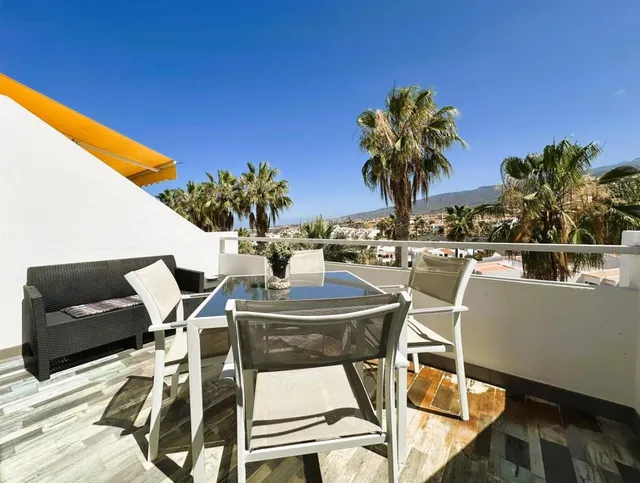 Encantador Estudio con Terraza y Vista al Mar en Torviscas - foto 2