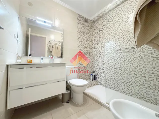MAGNÍFICO PISO EN VENTA EN PLENO CENTRO - foto 3