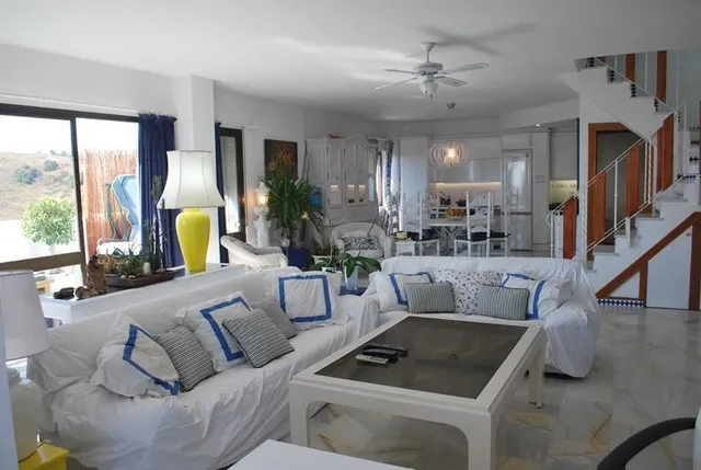 IMPRESIONANTE ÁTICO TRIPLEX EN PRIMERA LÍNEA DE PLAYA…. - foto 5