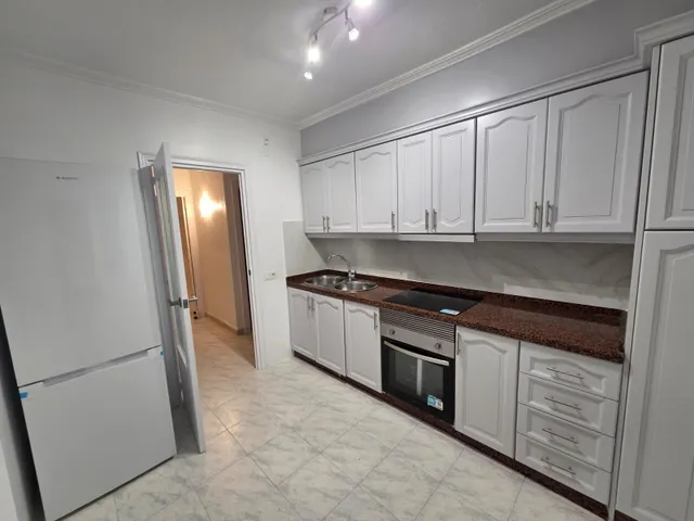 Céntrico apartamento reformado a tan solo 500m de la playa — 7