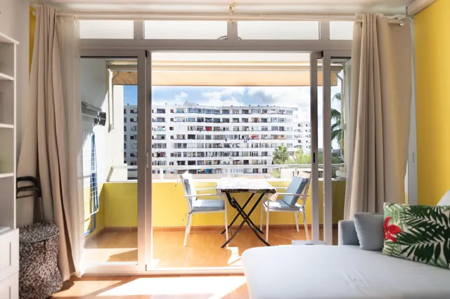 Atractivo apartamento en una ubicación céntrica de Playa del Inglés – con vistas a la piscina — 15