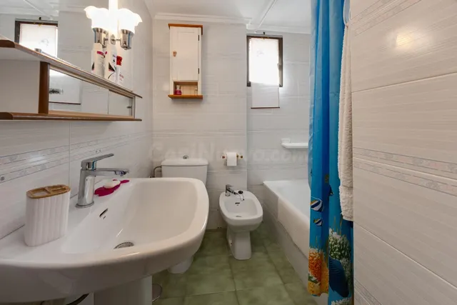 Ático dúplex de 2 dormitorios con gran solárium privado a 100 m de la playa de La Mata — 9