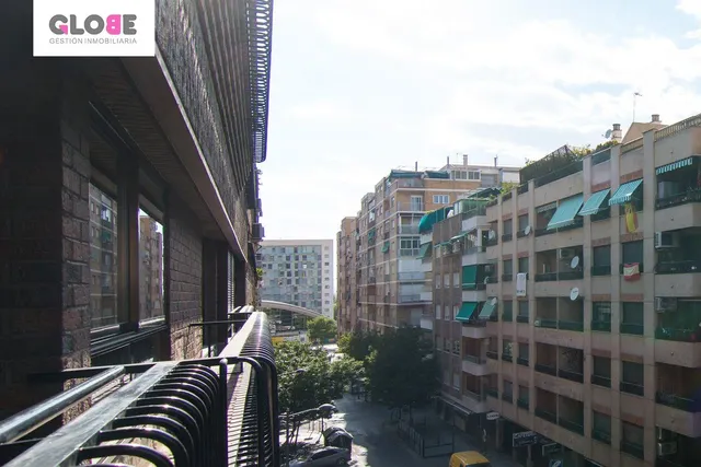 CALLE TRAJANO. Plaza Menorca — 32