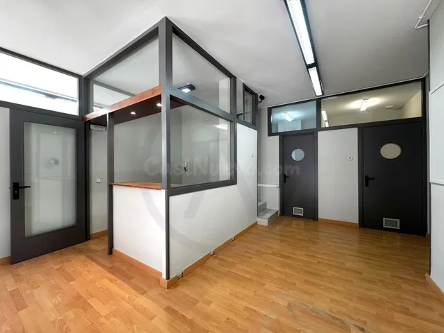 Local comercial 206m² en venta - Centre - foto 3