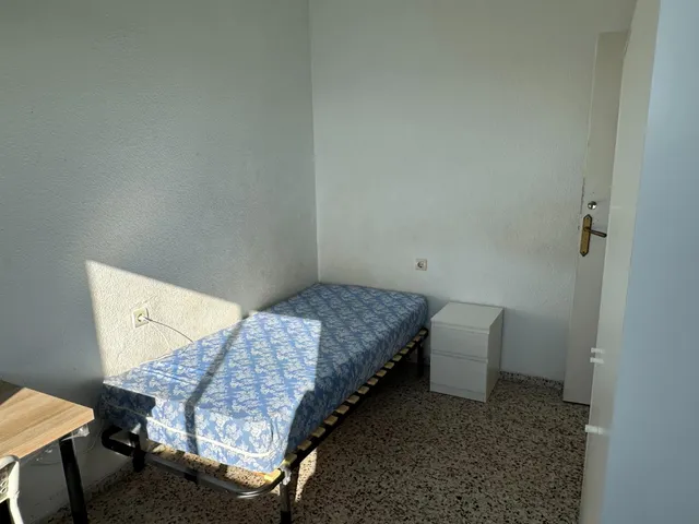 Oportunidad en alquiler de piso de 3 dormitorios — 7