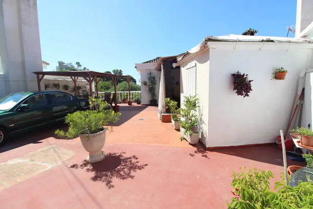 Chalet 4 habitaciones 224m² en venta - Marbella — 7
