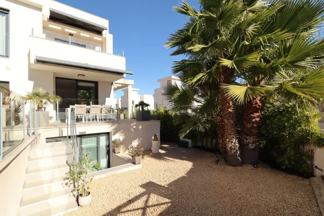 Villa 3 habitaciones 233m² en venta - La alberca — 8