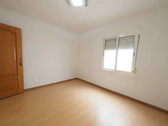 SE VENDE PISO EN RIPOLLET, CONA CAN MAS — 10