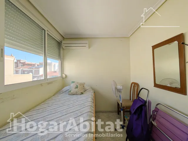 ¡LA GRAN PLAYA! ADOSADO EN RESIDENCIAL, LUMINOSO CON GARAJE, TERRAZA Y PISCINA — 40