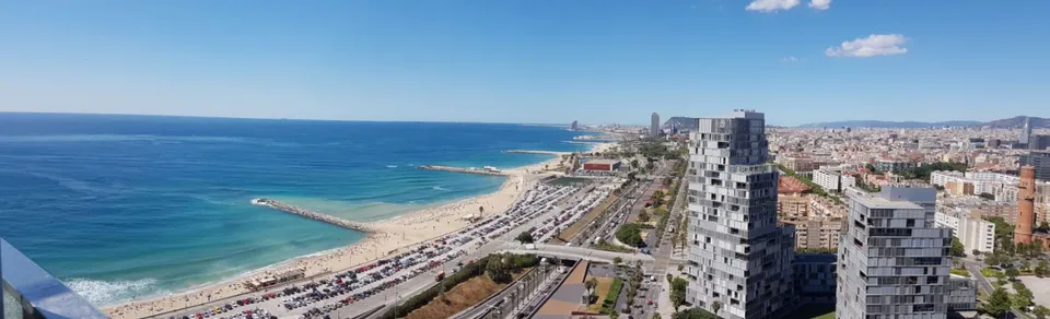 Fantastico Atcio de Gran Lujo con Vistas al Mar y a la Ciudad