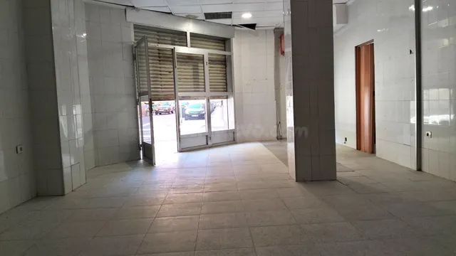 LOCAL COMERCIAL ESQUINERO, ZONA JUAN RAMÓN JIMÉNEZ/GRAN VÍA - foto 4
