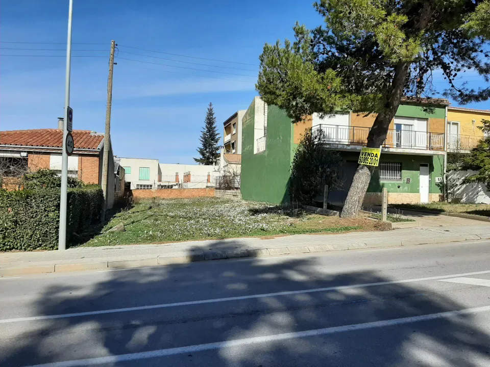 SOLAR EN VENDA A CALAF PER FER LA CASA DELS TEUS SOMNIS