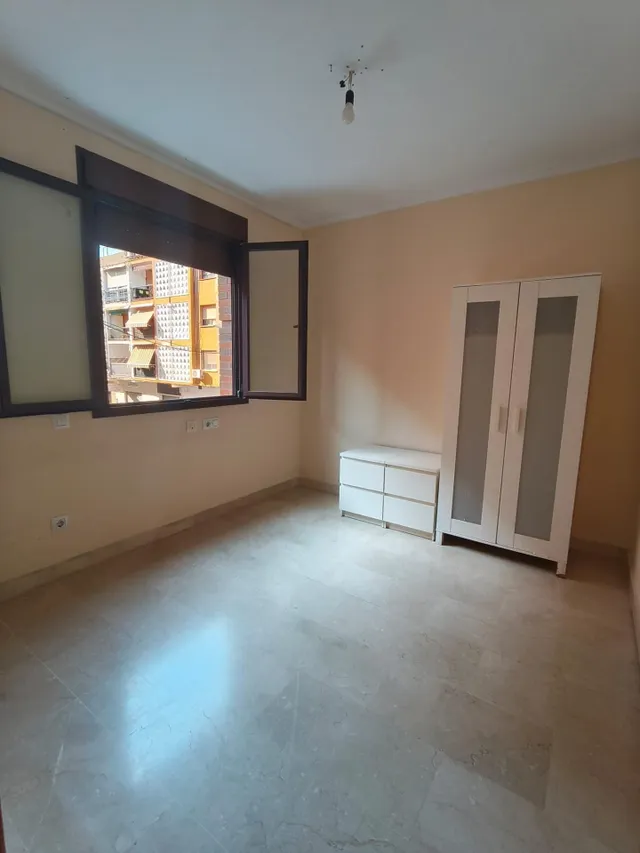 Piso en Valdeolleros, Córdoba. — 21