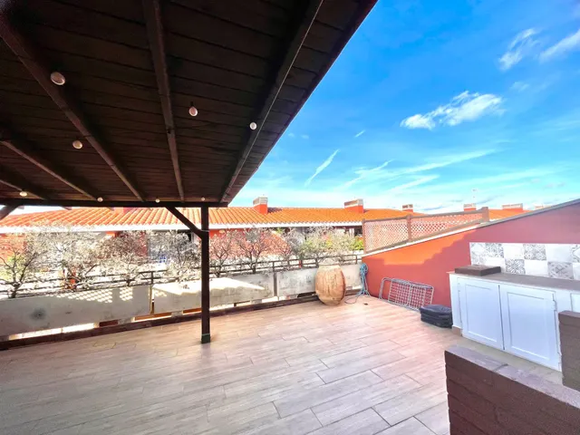 Ático Dúplex Exclusivo con 3 Terrazas, 2 Piscinas y Amplios Espacios — 49
