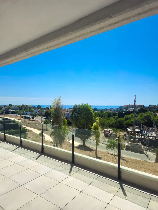 Apartamento 3 habitaciones 109m² en venta - Costa Del Sol - foto 2