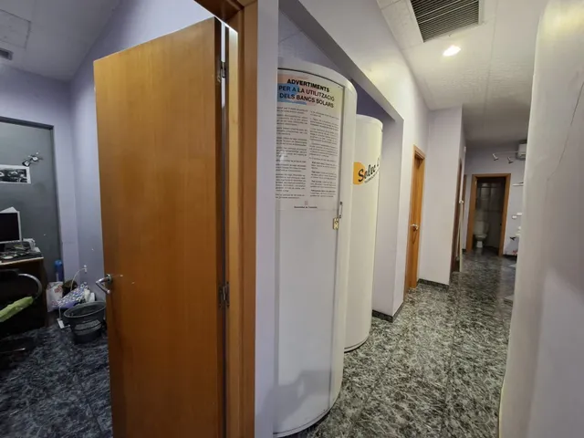 Lloguer de local comercial equipat com a perruqueria a l’Avinguda Balmes d’Igualada — 10