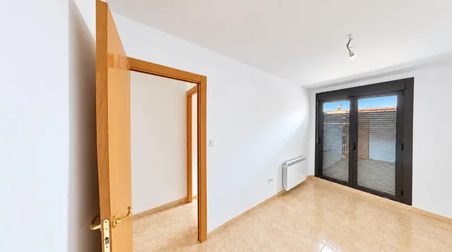 Piso en venta en Almacelles. — 8