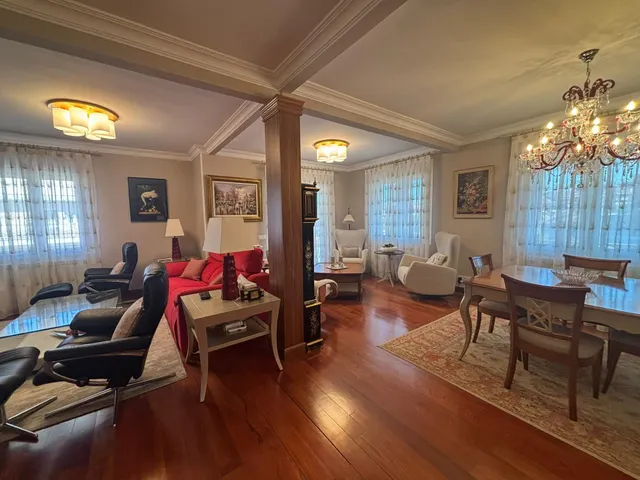 Piso 4 habitaciones 256m² en alquiler - Reconquista - foto 4