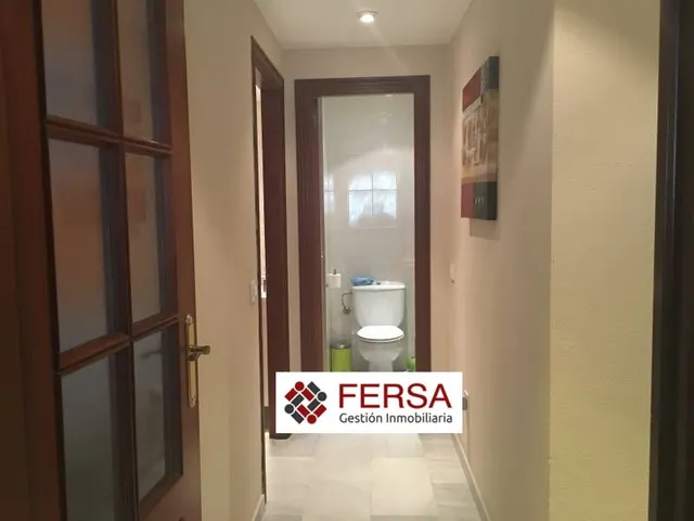 PISO AMUEBLADO EN ALQUILER CON ZONAS COMUNES CON JARDINES Y PISCINA — 8
