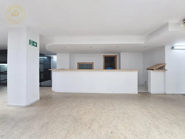 Nave industrial con despachos en venta en calle juan decon vado permanente vigente — 15