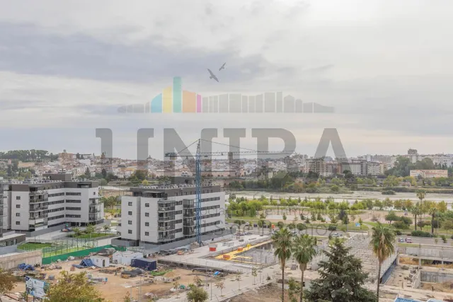 Vivir frente al guadiana, con vistas al parque y a la alcazaba de Badajoz — 28
