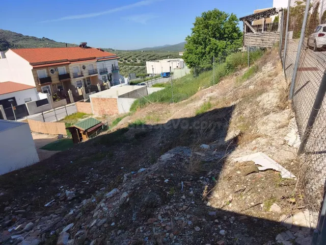 Oportunidad Única: Dos Solares con Proyecto de Construcción  - foto 2