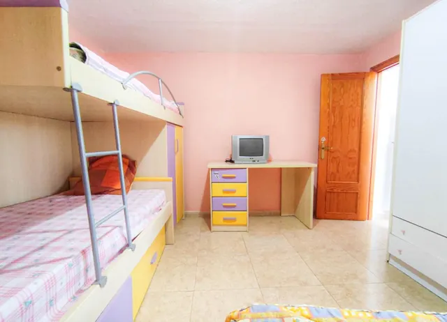 ¡Oportunidad Única en el Centro de Águilas por solo €140,000! — 26