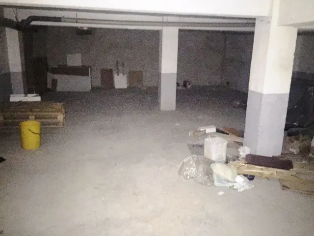 LOCAL COMERCIAL DE 400 M2 EN EL CENTRO DE SANT VICENS DELS HORTS — 9