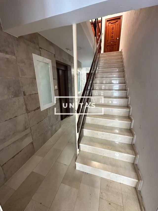 Oportunidad de Inversión, 2º Planta con Ascensor. — 19