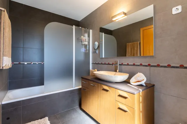 Espectacular Casa en Castellar del Vallès — 37