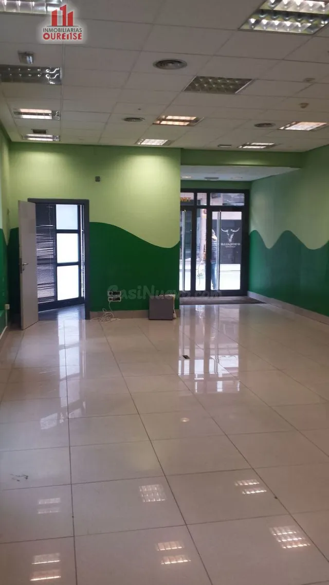 LOCAL COMERCIAL ACONDICIONADO EN LA ZONA DEL COUTO - foto 3