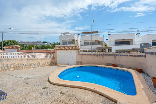 CASA DE 3 DORMITORIOS 2 BAÑOS EN SAN MIGUEL DE SALINAS ( ALICANTE ) — 4
