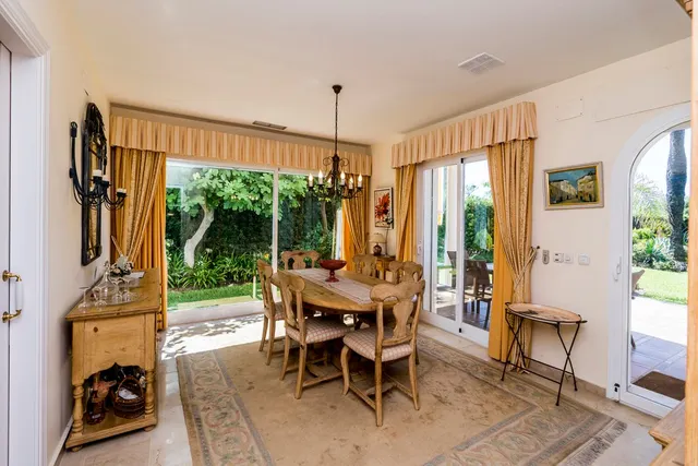 Chalet 4 habitaciones 350m² en venta - Marbella — 13