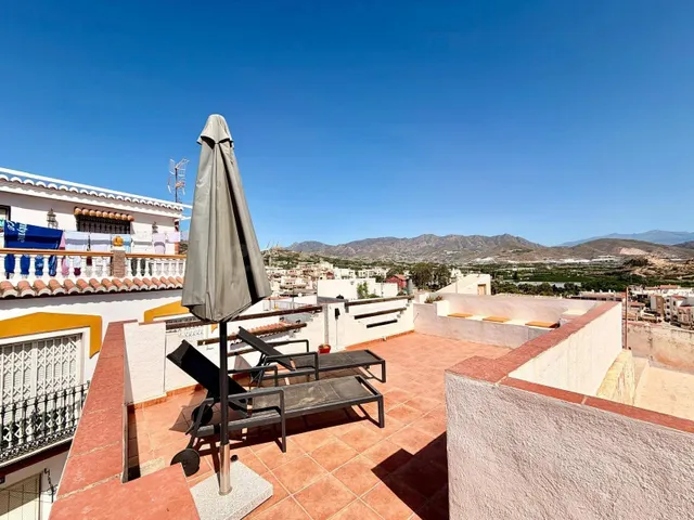 Encantadora Casa Reformada en el Corazón del Casco Histórico