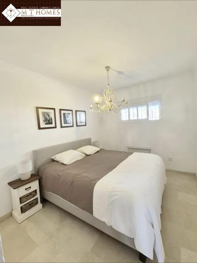 PISO JUNTO AL MAR CON VISTAS TOTALMENTE RENOVADO — 19
