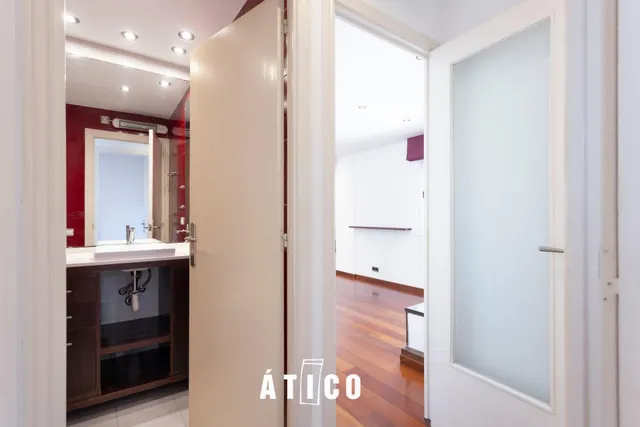 Ático con terraza privada en L'Antiga Esquerra de l'Eixample de Barcelona — 36
